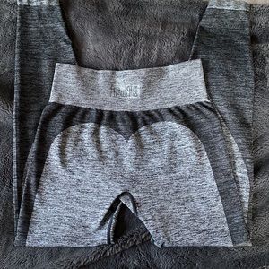 VS Pink Workout Leggings